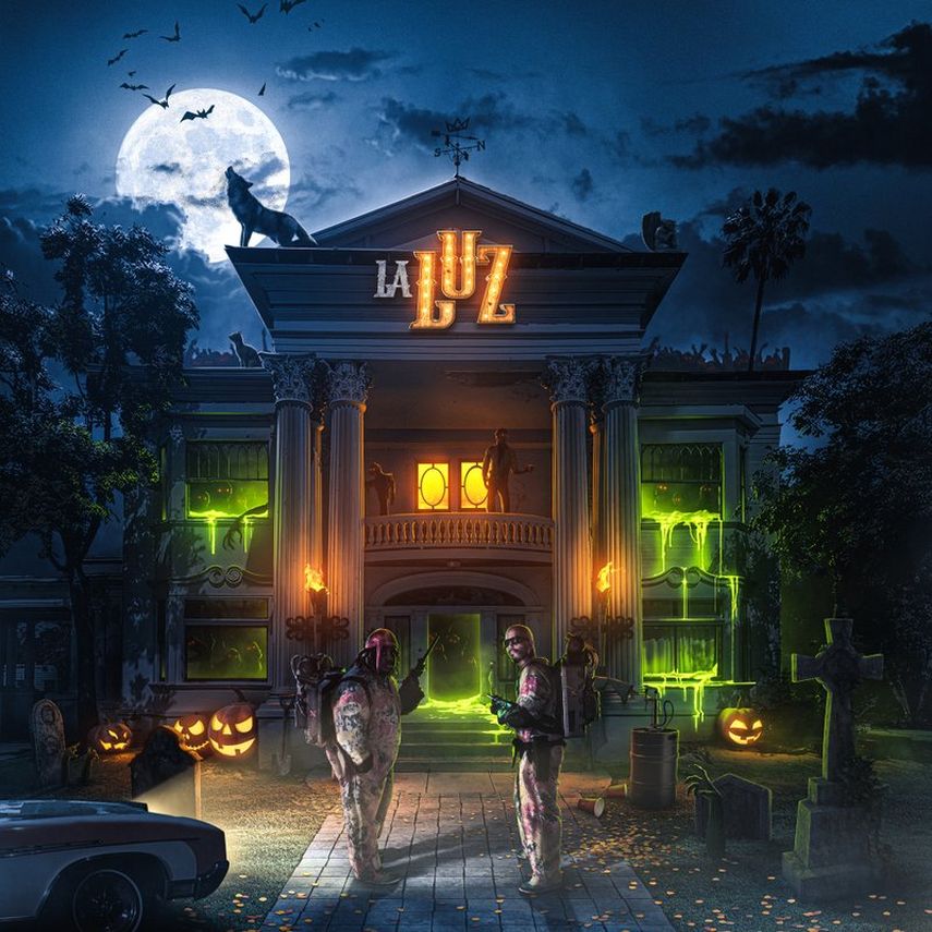 En esta imagen proporcionada por Rich Music Inc., la portada para la canción La Luz, una colaboración entre J Balvin y Sech que se estrena el sábado 31 de octubre del 2020, el día de Halloween.&nbsp;