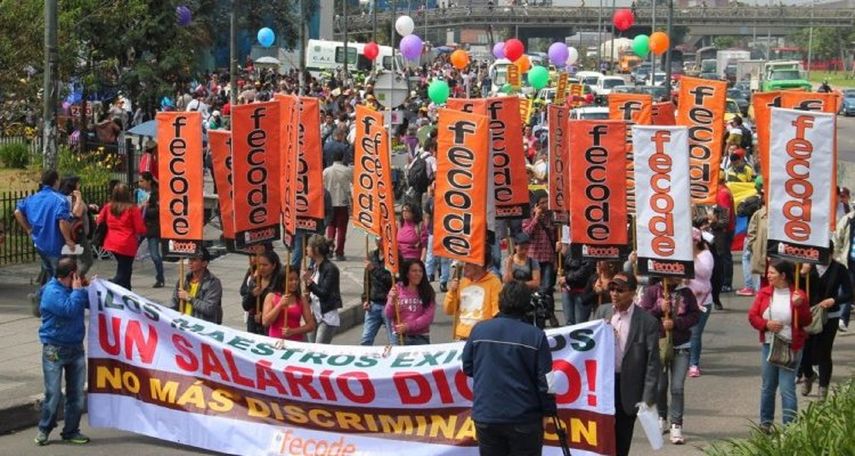 Según Fecode, la decisión de entrar en paro se tomó debido a la falta de un acuerdo con el Gobierno nacional con respecto al incremento del salario que reclaman.