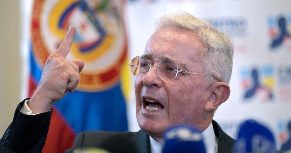 Suspenden temporalmente juicio contra Álvaro Uribe: Corte considera que hubo violación de derechos