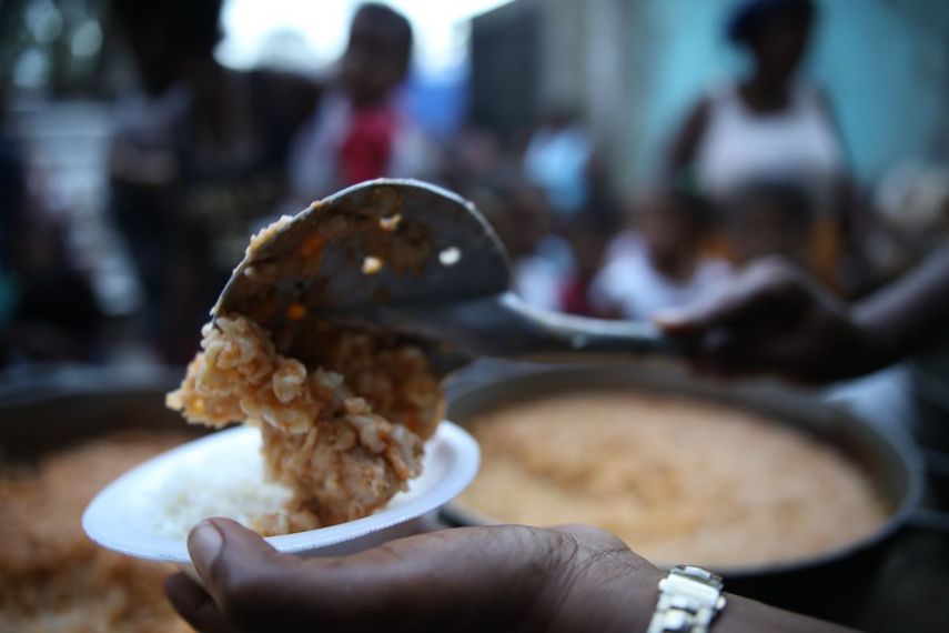 Ayuda alimentaria tras el paso de Eta en Nicaragua.