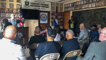 Acto en la Casa del Preso en Miami, en el que se presentó la carta enviada por presos y expresos políticos cubanos a la Unión Europea. En el podio, el expreso político de la isla Luis Zúñiga.