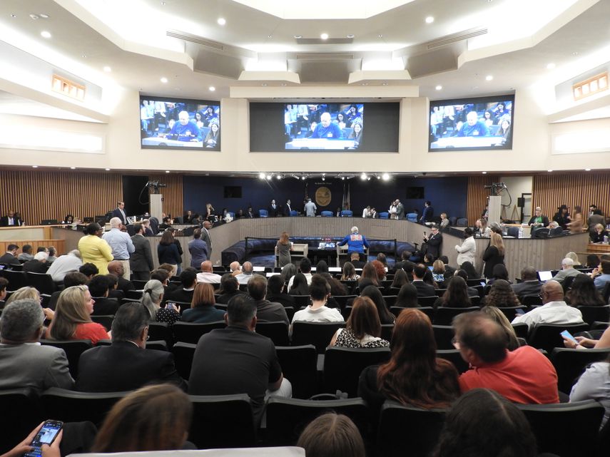 Pleno de la Comisión de Miami-Dade.&nbsp;