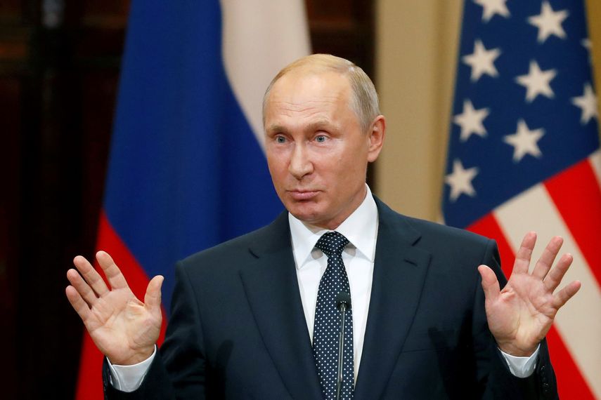 El presidente de Rusia, Vladimir Putín durante la rueda de prensa tras el encuentro con Trump.