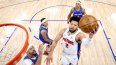 Cade Cunningham #2 de los Detroit Pistons lanza a canasta contra Jalen Suggs #4 del Orlando Magic durante el primer cuarto del séptimo partido de la primera ronda de los playoffs de la Conferencia Este de la NBA en el Little Caesars Arena el 3 de mayo de 2026 en Detroit, Michigan.&nbsp;
