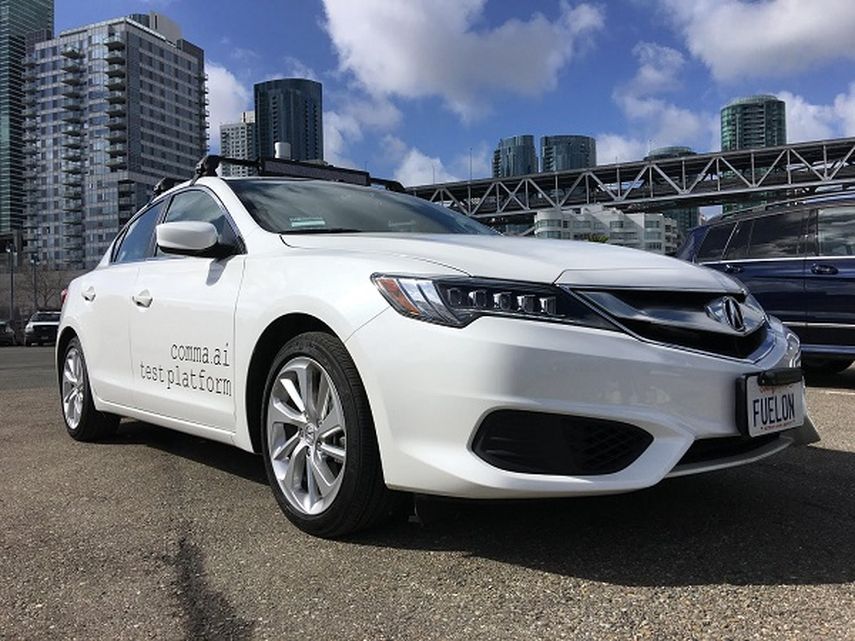 Coche utilizado para las pruebas (CORTESÍA: imagen tomada del blog de Comma.ai)