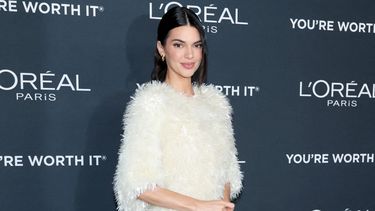 Kendall Jenner asiste al 20.º aniversario de LOréal Paris Women of Worth en el Museo de la Academia de Cine el 2 de diciembre de 2025 en Los Ángeles, California.&nbsp;