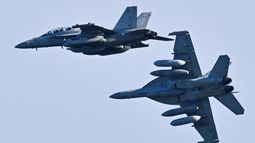 Los Boeing EA-18G Growlers de la Armada de Estados Unidos. Los Boeing EA-18G Growlers de la Armada de Estados Unidos.