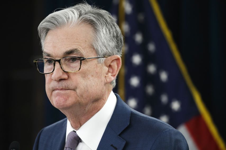 Foto de archivo, 3 de marzo de 2020, del presidente de la Reserva Federal, Jerome Powell, en conferencia de prensa en Wshington. Powell dijo el jueves 26 de marzo de 2020 que la Fed otorgará préstamos casi ilimitados para enfrentar los daños causados a la economía por el virus. 