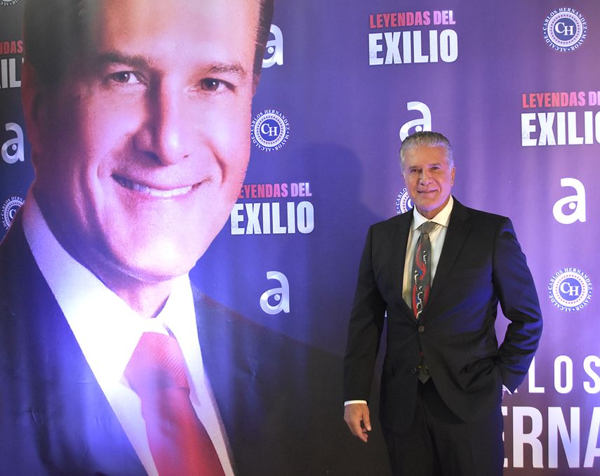 La vida del alcalde de Hialeah, Carlos Hernández, ha sido retratada en la serie Leyendas del exilio, del realizador Lilo Villaplana.&nbsp;