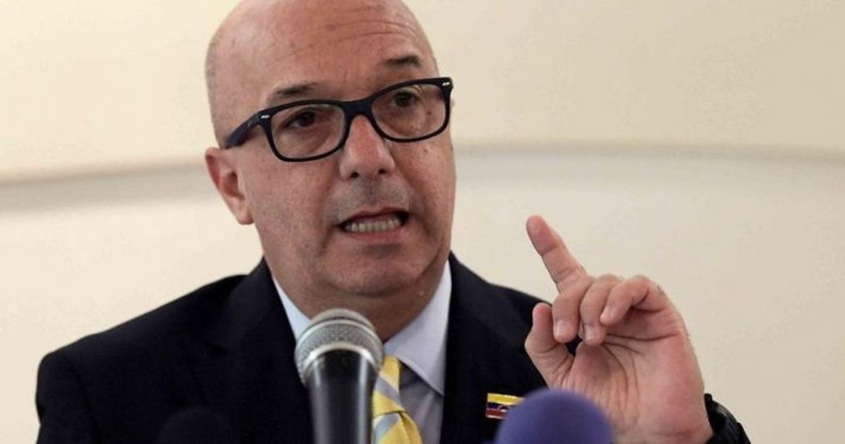 Iván Simonovis denuncia grave deterioro de salud de un preso político venezolano