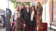 Quinn Culkin, Seth Green, Rory Culkin, el actor Macaulay Culkin, Brenda Song y Paris Jackson asisten a una ceremonia en honor a Macaulay Culkin con una estrella en el Paseo de la Fama de Hollywood el viernes 1 de diciembre de 2023 en Los Ángeles.&nbsp;