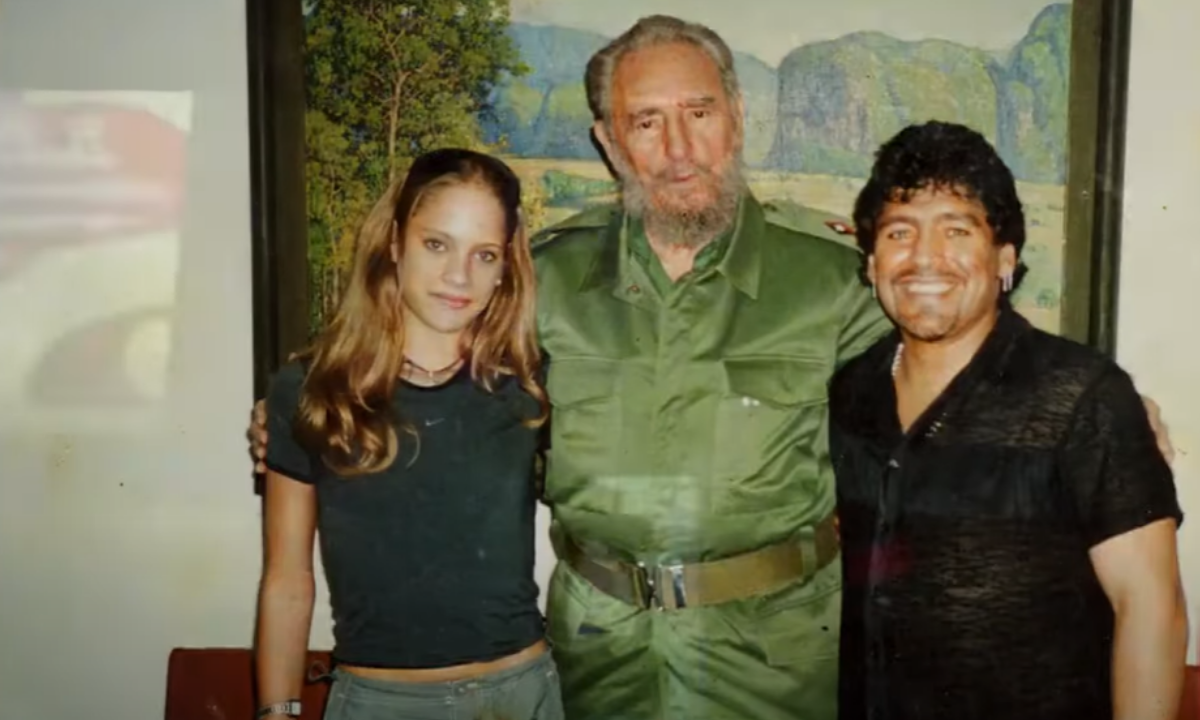 Aparece video íntimo de Maradona con menor de edad Aparece video íntimo de Maradona con menor de edad