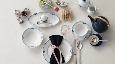 La opulencia ya no está de moda. Para una mesa de desayuno primaveral, basta con pequeños detalles.