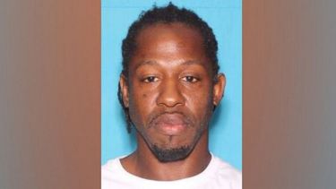 La Policía de Orlando, Florida, anunció este martes la captura de Markeith Loyd, acusado de matar a tiros a una de sus oficiales cuando ésta lo intentaba arrestar.