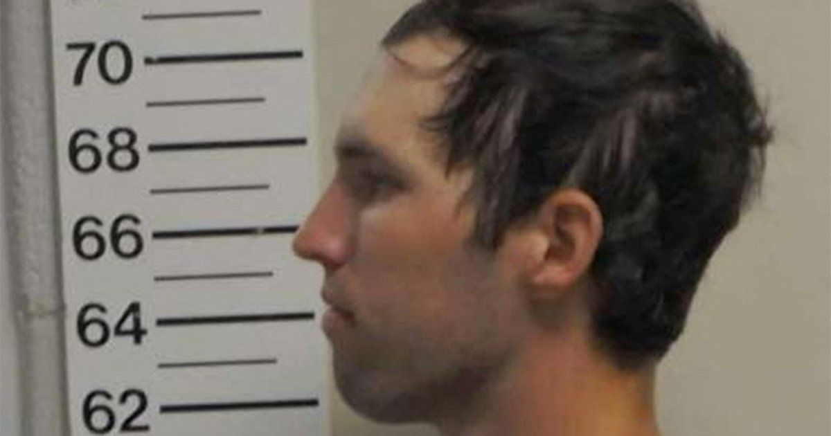 Aíslan a presunto asesino de Kirk; médicos evalúan su salud mental y salen nuevos detalles de su vida