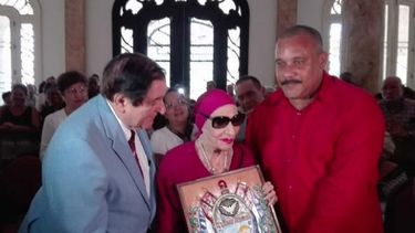 Alicia Alonso, leyenda viva del ballet clásico internacional.