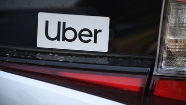 Uber invertirá 400 millones de dólares en Aurora y tendrá el 26% de su paquete accionario.