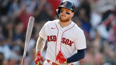 En foto del 8 de julio del 2023, Alex Verdugo de los Medias Rojas de Boston corre las bases tras pegar un jonrón de dos carreras en el encuentro ante los Atléticos de Oakland.&nbsp;