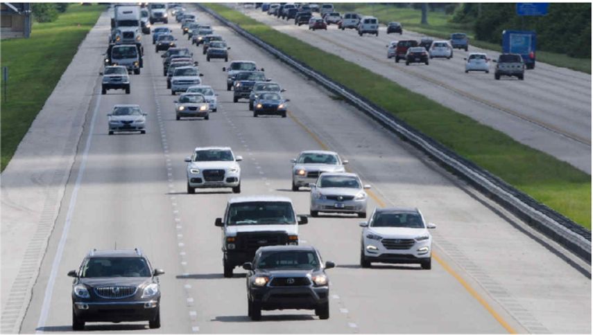 Muchos buscan refugio fuera del estado floridano.