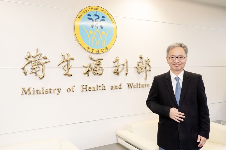 Foto_del_ministro_de_la_salud_b.jpg