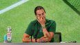 La bielorrusa Aryna Sabalenka reacciona mientras habla durante una conferencia de prensa tras su derrota ante la jugadora estadounidense Amanda Anisimova en unas semifinales de Wimbledon.