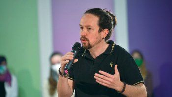 NOTICIA DE VENEZUELA  - Página 63 El-ahora-candidato-las-elecciones-madrid-pablo-iglesias-habla-un-mitin-campana