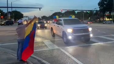 Aspecto de la caravana en apoyo al expresidente &Aacute;lvaro Uribe realizada en Miami-Dade el viernes 7 de agosto de 2020.