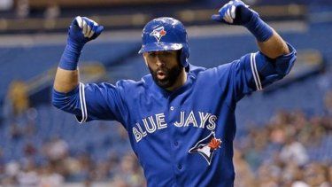 José Bautista dio un jonrón clave en este juego decisivo para Azulejos de Toronto contra Rangers de Texas. El dominicano será elegible en las papeletas del Salón de la Fama de Cooperstown.