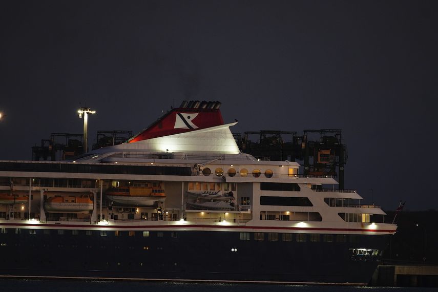El crucero Braemar est&aacute; atracado en el puerto de Mariel, Cuba, el mi&eacute;rcoles 18 de marzo de 2020.