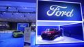 Exposición de vehículos de Ford.