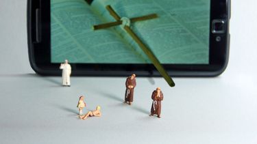 Vaticano castiga a dos obispos por encubrir abusos sexuales&nbsp;