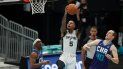 En foto del 14 de febrero del 2021, el base de los Spurs de San Antonio, Dejounte Murray, trata de encestar durante el partido de la NBA contra los Hornets de Charlotte, en Charlotte, Carolina del Norte. El miércoles 24 de febrero del 2020, la NBA da a conocer el calendario para la segunda mitad de la temporada. San Antonio y Memphis son lo equipos que tendrán más juegos con 40. En foto del 14 de febrero del 2021, el base de los Spurs de San Antonio, Dejounte Murray, trata de encestar durante el partido de la NBA contra los Hornets de Charlotte, en Charlotte, Carolina del Norte. El miércoles 24 de febrero del 2020, la NBA da a conocer el calendario para la segunda mitad de la temporada. San Antonio y Memphis son lo equipos que tendrán más juegos con 40.