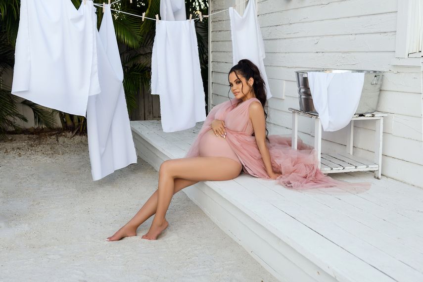 Natti Natasha y Rafael Pina le dan la bienvenida a su primera hija.