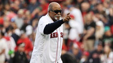 El cubano Luis Tiant fue incluido en el Salón de la Fama de los Medias Rojas en 1997