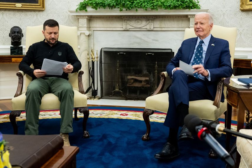 El presidente de Ucrania Volodimir Zelenski en su encuentro con Joe Biden.