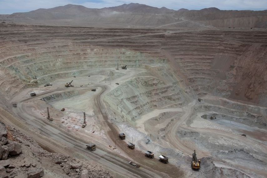 La minera enfrenta un complicado panorama debido al desplome en los precios internacionales del cobre (REUTERS)
