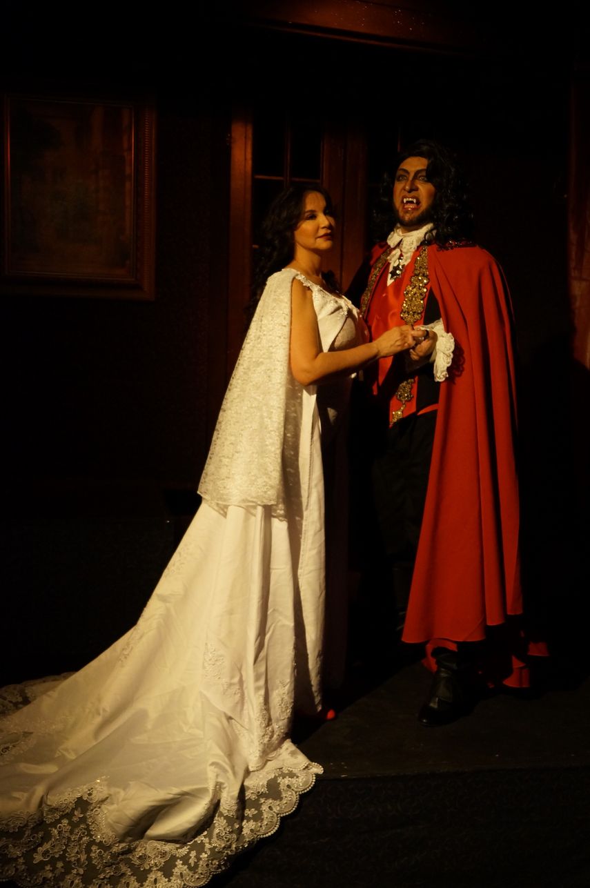 Escena de la obra Drácula, de Havanafama.&nbsp;
