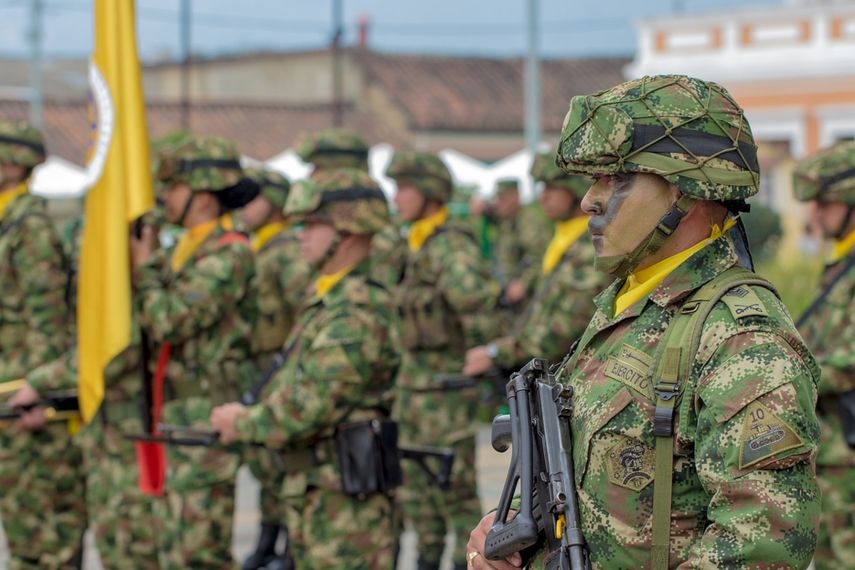 Tribunal de Paz de Colombia abrió el martes una nueva investigación sobre un presunto entramado criminal en el que militares, policías y agentes del Estado se asociaron con grupos paramilitares.