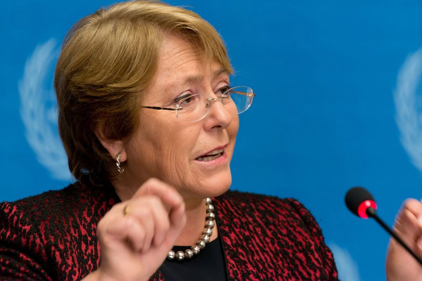 Bachelet aludió a la denuncia que efectuó recientemente el Servicio de Impuestos Internos (SII) ante la Fiscalía Nacional para que se indague la actividad contable de SQM (Sociedad Química y Minera), uno de cuyos principales accionistas es Julio Ponce