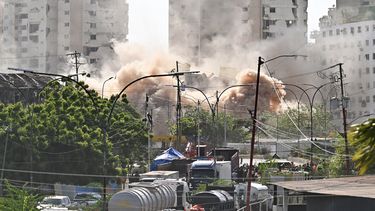 La torre C de los edificios de Obras del Poder Popular (OPP), dañada por los terremotos del 24 de junio, fue demolida en Catia La Mar, Venezuela, el 30 de julio de 2026