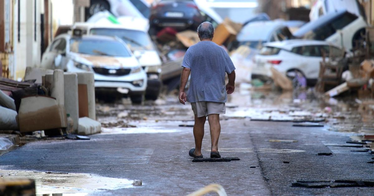España en alerta roja por lluvias y tormenta “potencialmente peligrosa”