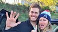 La modelo brasileña colgó una foto de Tom Brady junto a su pequeña hija Viviane en Instagram. 