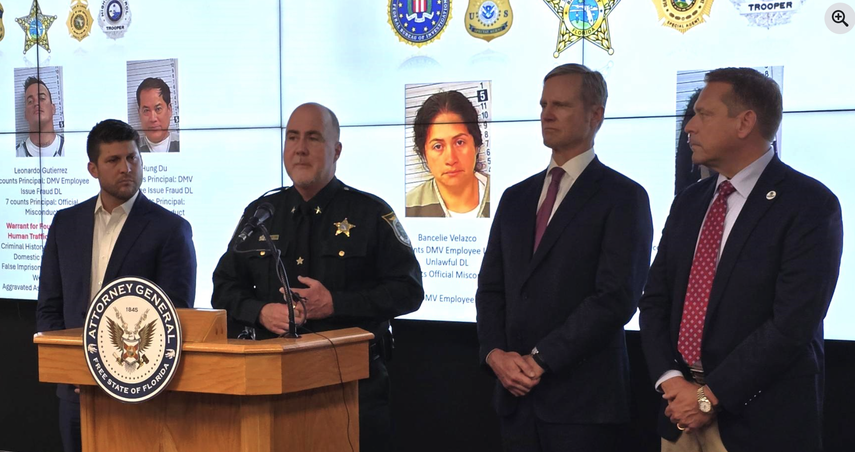 Tommy Ford, sheriff del condado Bay, en el norte de Florida, durante una rueda de prensa.&nbsp;