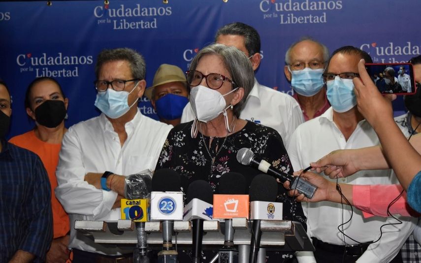 La opositora Alianza Ciudadanos por la Libertad durante una conferencia de prensa.&nbsp;