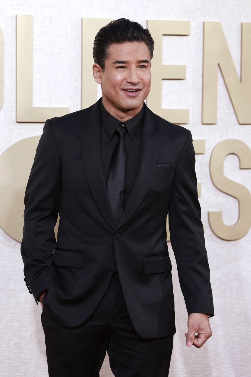 El actor estadounidense Mario López llega a la 81ª edición de los Globos de Oro en el hotel Beverly Hilton de Beverly Hills, California, el 7 de enero de 2024. &nbsp;