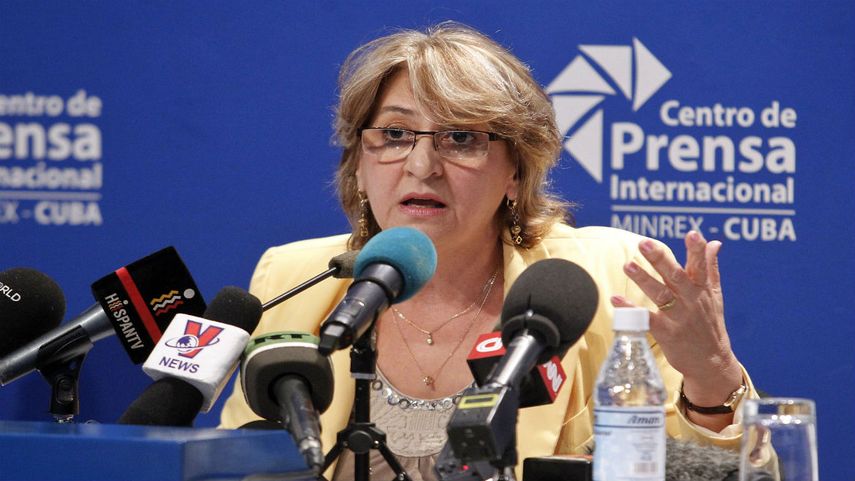 La presidenta de la Comisión Electoral Nacional (CEN), Alina Balseiro, ofrece los resultados de las elecciones