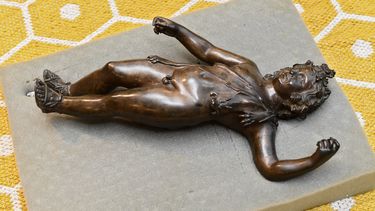 Devuelven rara y valiosa estatua romana robada hace medio siglo