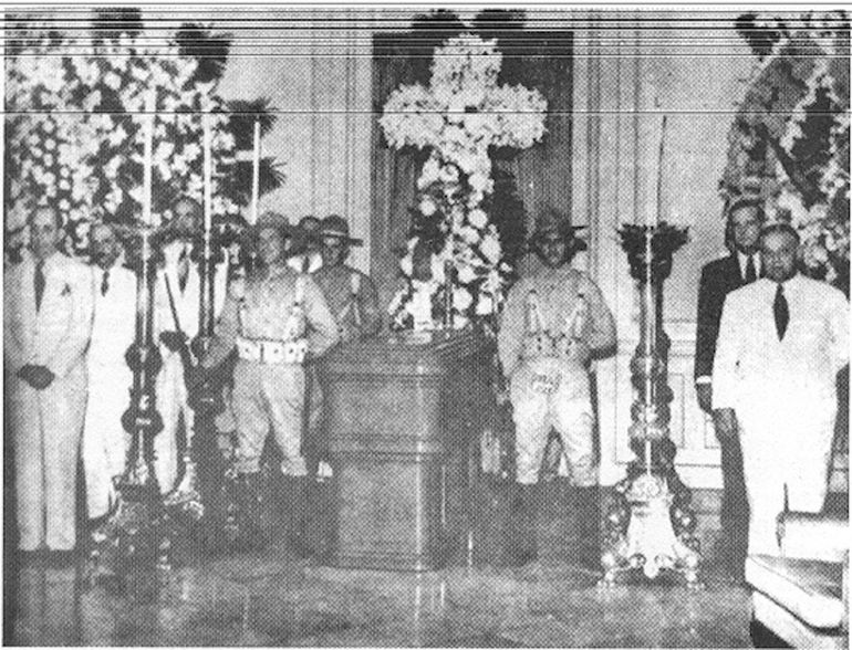 Al sepelio de José Francisco asistió el entonces presidente de la República, Doctor Ramón Grau San Martín, y el duelo fue despedido por el también político y amigo de la familia Doctor Joaquín Martínez Sáenz.  