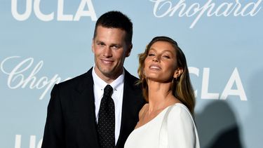 En esta foto de archivo tomada el 21 de febrero de 2019, Tom Brady y Gisele Bündchen asisten a la gala Hollywood For Science 2019 en Los Ángeles, California. Brady y Bundchen solicitaron el divorcio el 28 de octubre de 2022, poniendo fin a su matrimonio de 13 años.