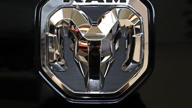 Logo de la marca estadounidense de vehículos.